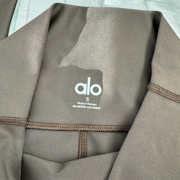 Alo expresso brown airlift leggings! Size small. - Picture 2 of 2